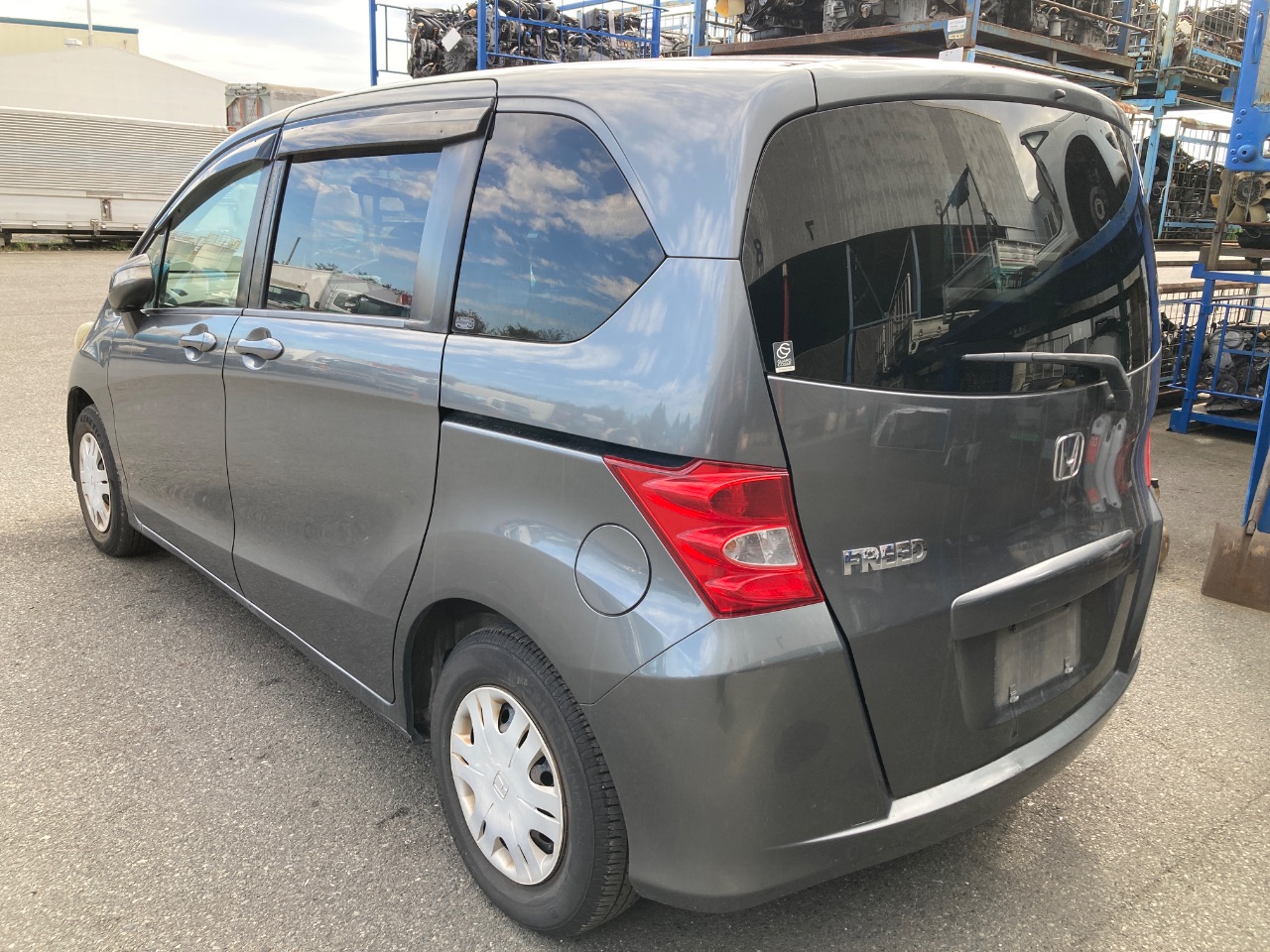 ホンダ フリード Ref:SP374336 3/22